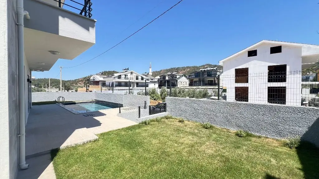 Villa in Karagedik